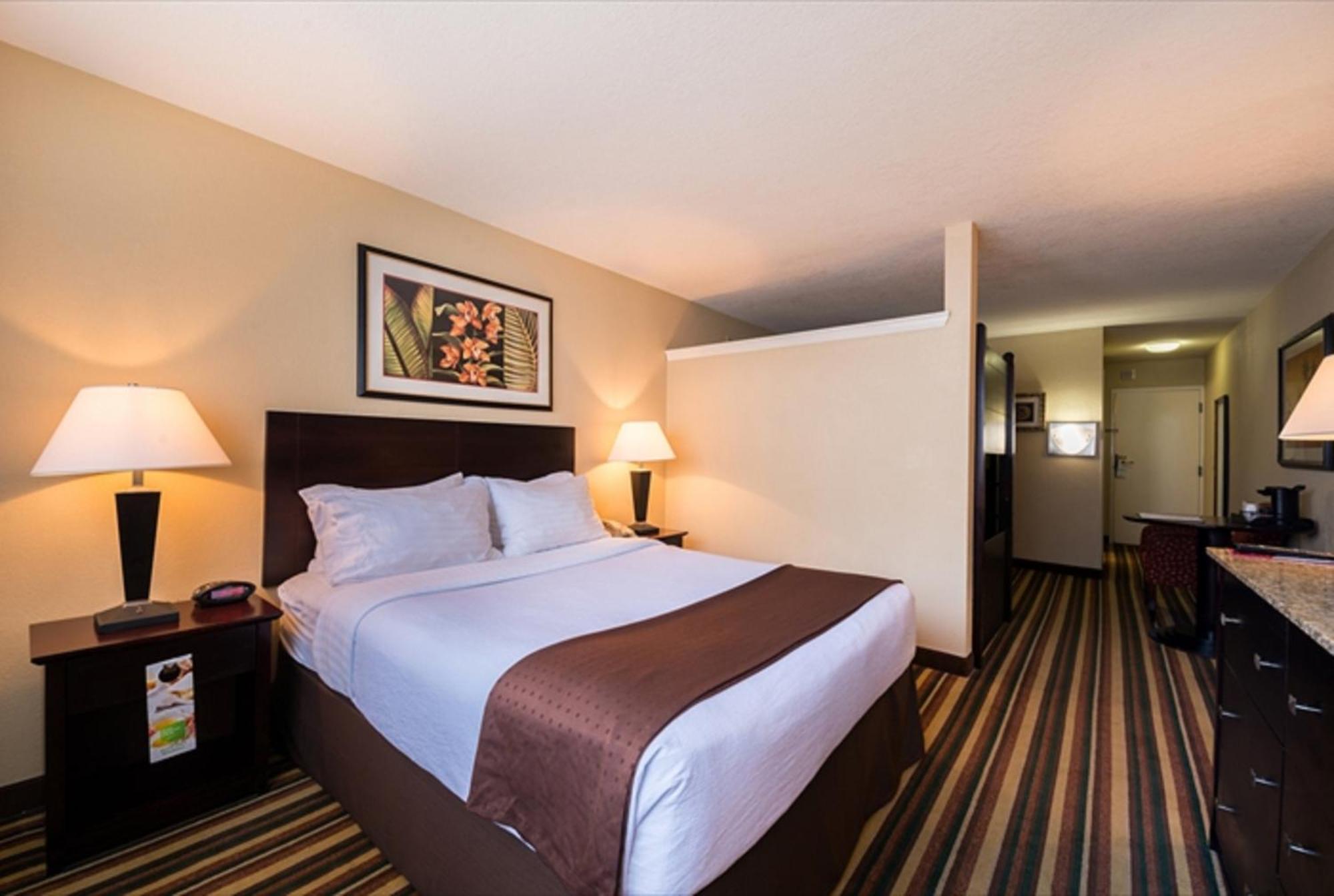 Holiday Inn & Suites Orlando Sw - Celebration Area By Ihg Kissimmee Buitenkant foto